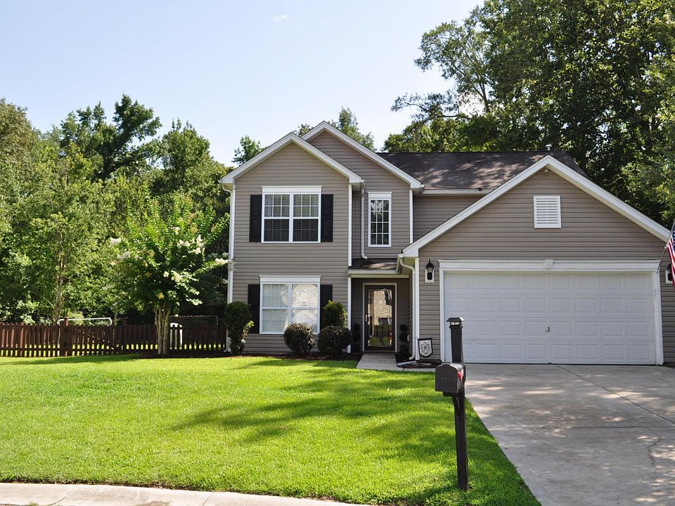 2nd image of 102 Teakwood Ct