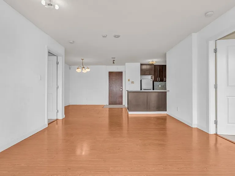 5088 Kwantlen St #3XX — Photo 6