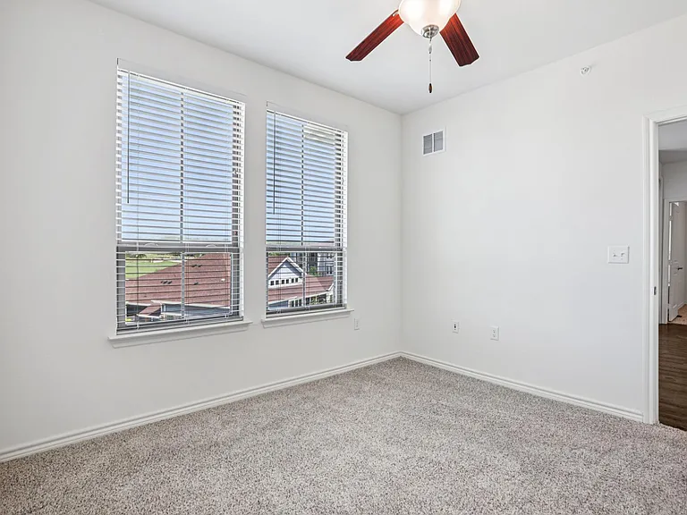 Limestone Ridge — Photo 124