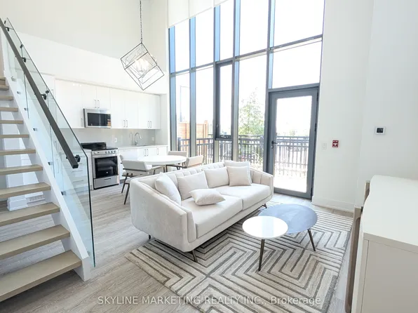 2450 Old Bronte Rd #102, Oakville, ON L6M 5P6