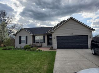 235 Sunflower Dr, Linden, MI