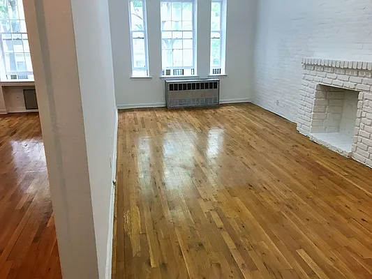 Rented by Joe Gotham LTD | media 52