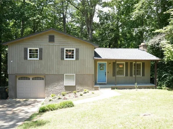 34 Timber Chase Dr, Dallas, GA 30157