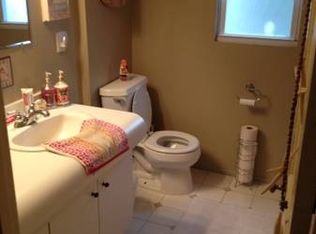 548 N Read Ave, Runnemede, NJ 08078