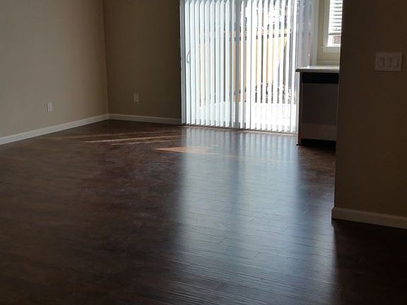 3rd image of 708 Danrose Dr