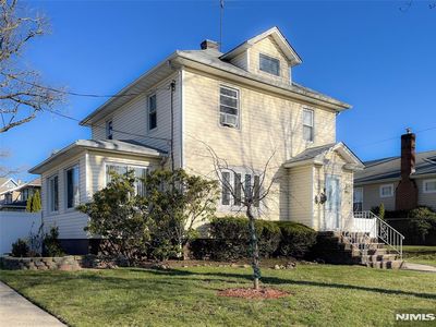 755 Abbott Ave, Ridgefield, NJ, 07657