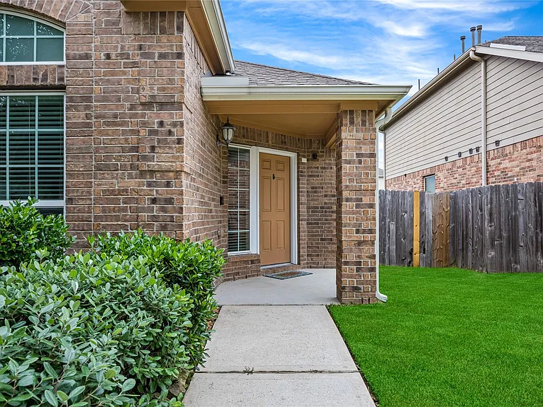 7030 Villa Mountain Ln — Photo 5