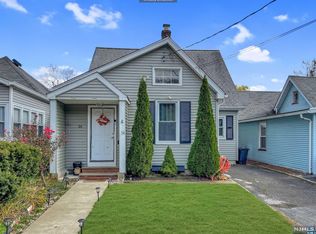 34 Leary Ave, Bloomingdale, NJ