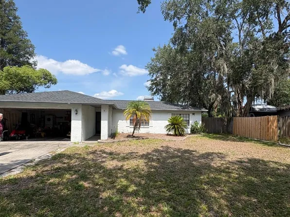 23713 Lakehills Dr, Lutz, FL 33559