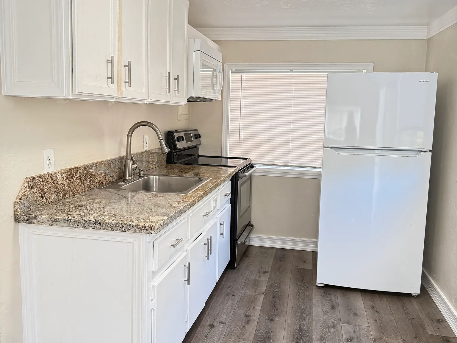 Studio, 471 sqft, $2,050 — Photo 4