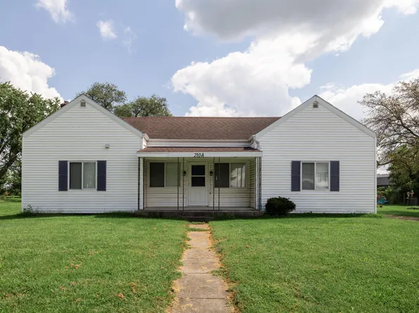 210 N Prairie St #A, Brookston, IN 47923