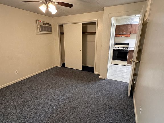 2nd image of 420 Telegraph St #3