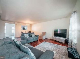 353 Moseby Ct, Manassas Park, VA 20111