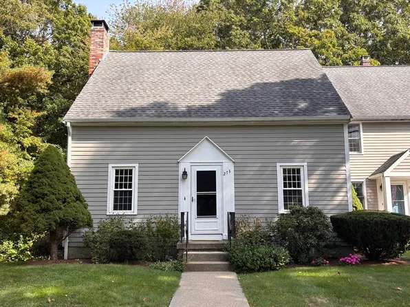 273 Twin Lakes Dr Unit 273, Halifax, MA 02338