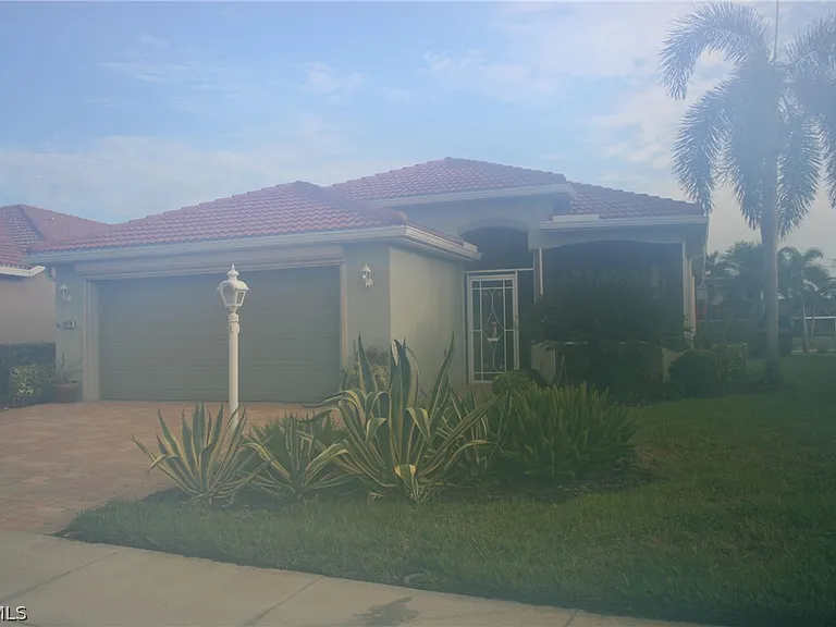 20719 Kaidon Ln — Photo 2