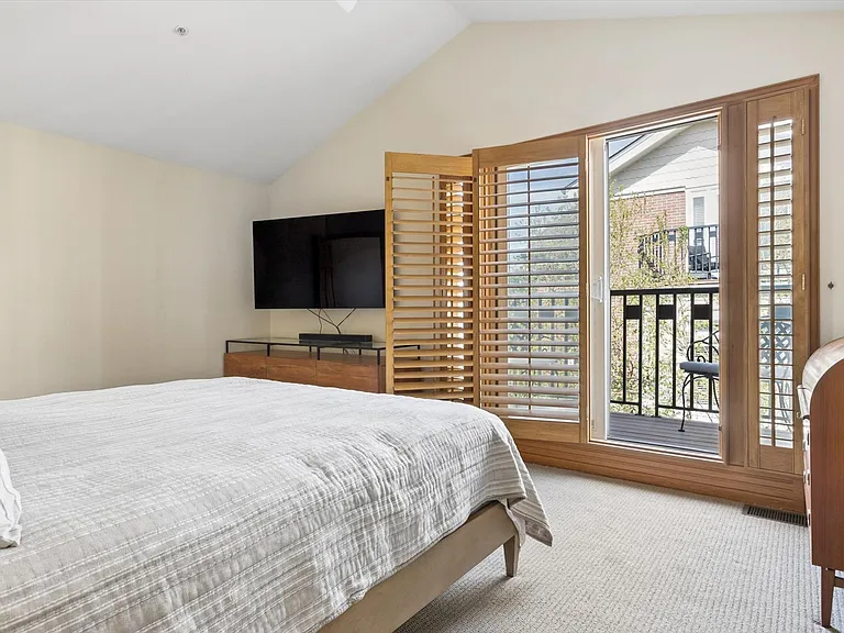 31 Jackson St #H — Photo 11