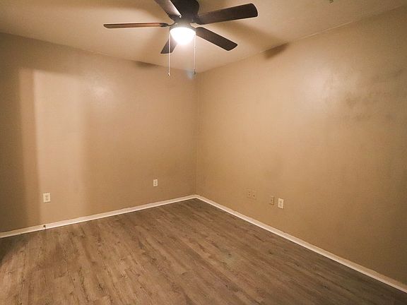 5th image of 4000 SW 23rd St APT 5-307