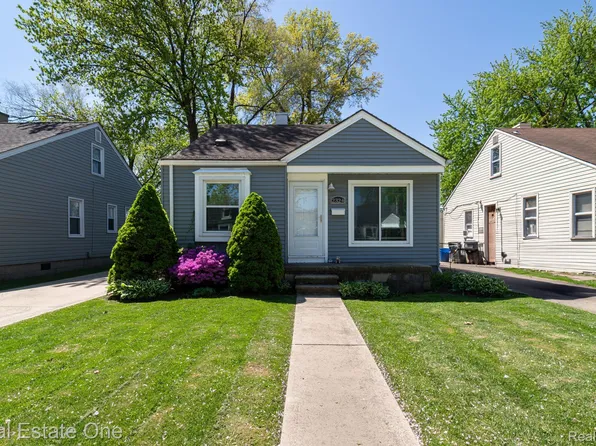 2324 Guthrie Ave, Royal Oak, MI 48067