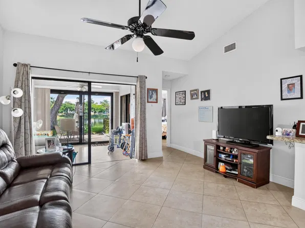 126 CENTENNIAL Court, Deerfield Beach, FL 33442