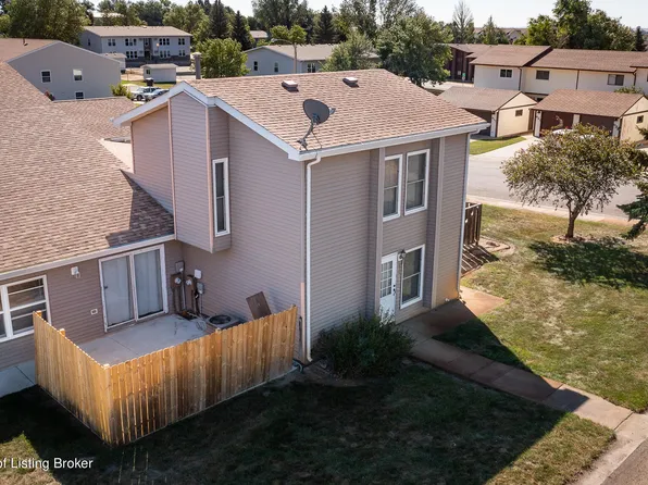 636 27th St W, Dickinson, ND 58601