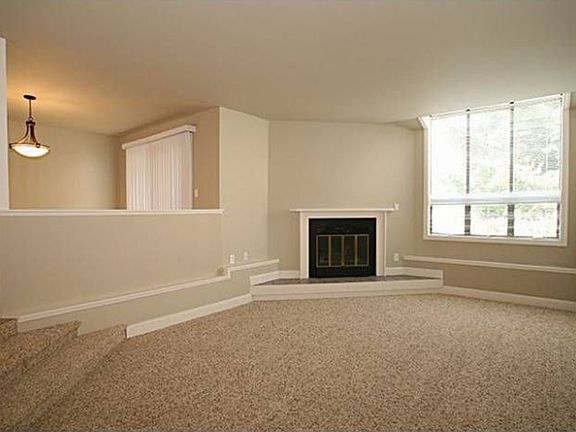 2nd image of 1022 Kirkland Ave APT 12