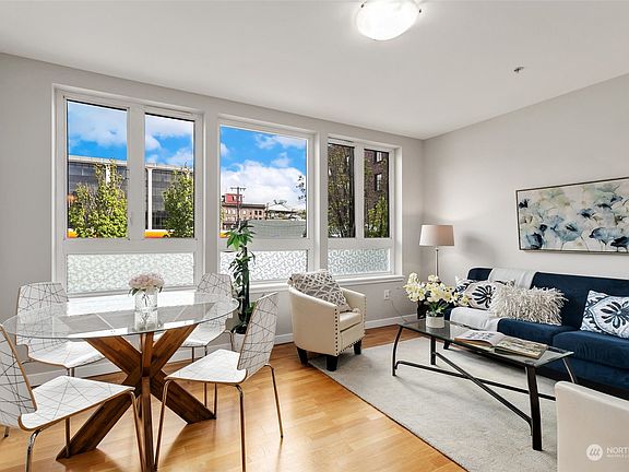 3rd image of 3104 Western Avenue #322