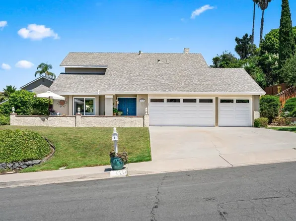 6430 El Perico Ln, Carlsbad, CA 92009