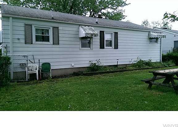 4th image of 1055 99th St