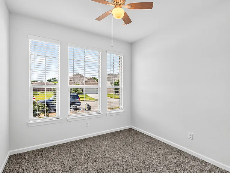 404 Vawter Dr — Photo 37