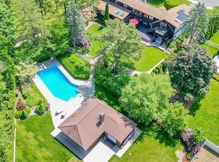 174 Blueberry Hill Rd, Longmeadow, MA 01106