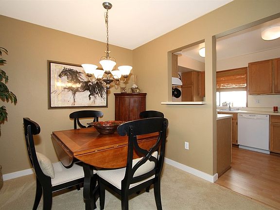 4th image of 22236 SE 42nd Ln