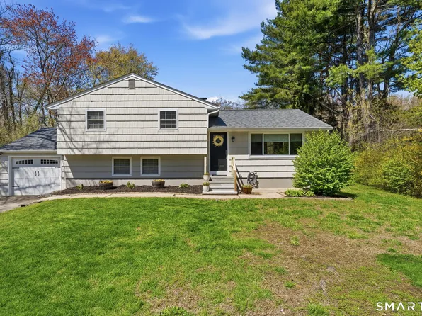 523 Essex Road, Westbrook, CT 06498