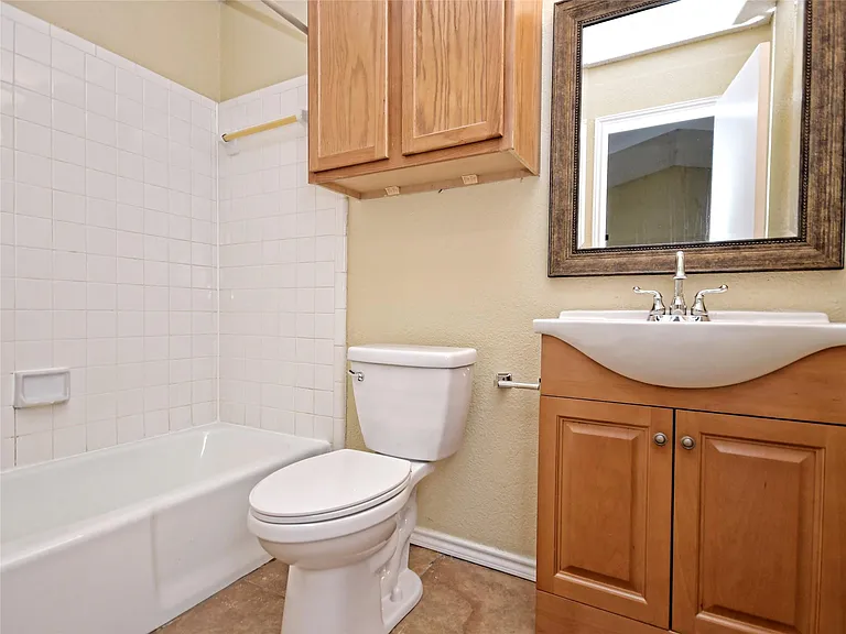 415 Fantail Loop #A — Photo 10