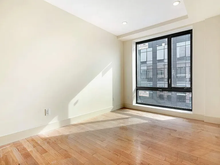 2301 41st Ave #2A — Photo 1