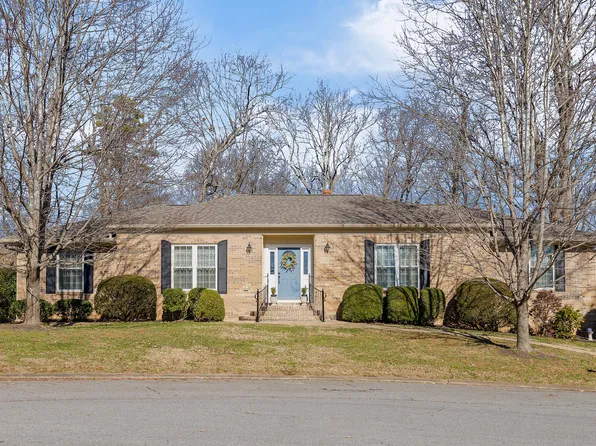 5711 Queen Aire Ln, Chattanooga, TN 37415