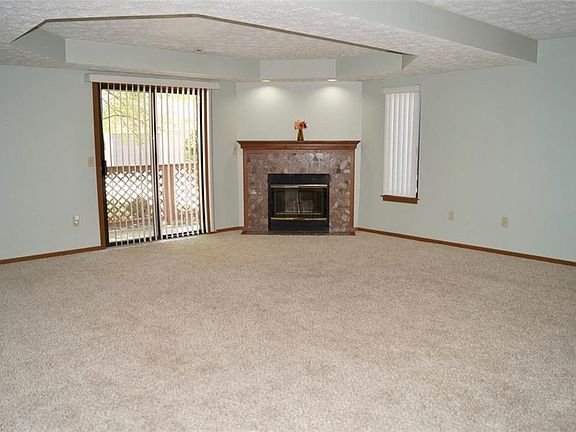 3rd image of 8611 Scenicview Dr #M-106