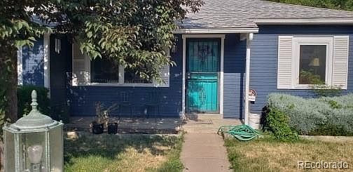 2nd image of 1530 S Milwaukee St