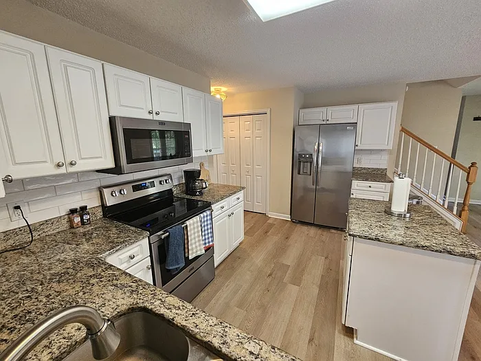 207 Hope Creek Dr — Photo 7
