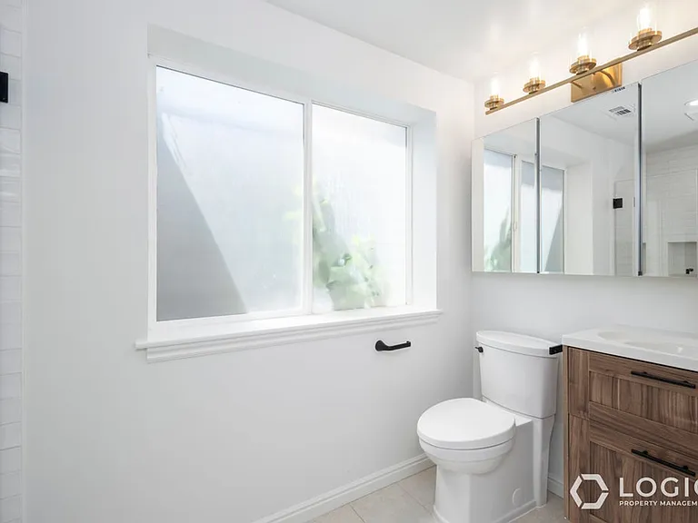 166 E Rawlins Ln — Photo 20
