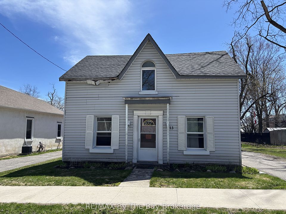 1st image of 13 Henry St