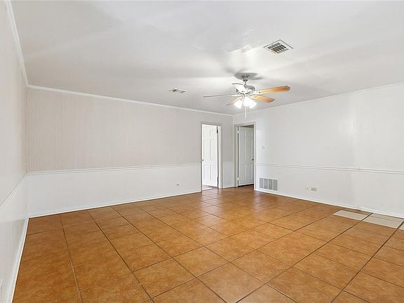 4th image of 1732 Louis Ln