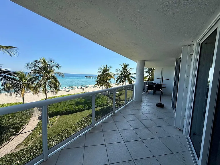 16711 Collins Ave #410 — Photo 8