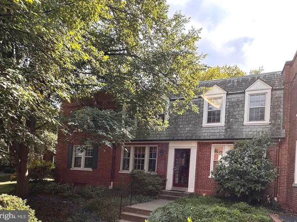1748 N Rhodes St APT 319, Arlington, VA 22201