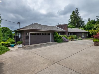 2350 Koos Bay Blvd Coos Bay Or 97420 Zillow