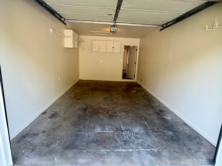 33 Park View Dr — Photo 9