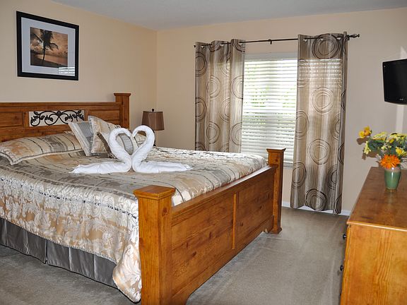 Upstair King Bedroom