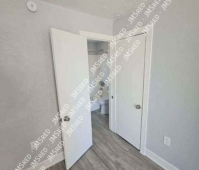201 N 16th Ave #3 — Photo 8
