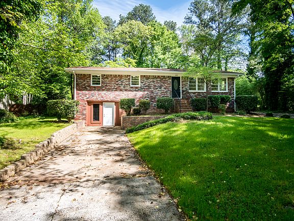 2nd image of 2287 Flora Dr