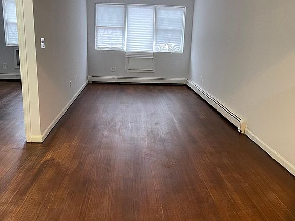2nd image of 859 E 223rd St APT 3