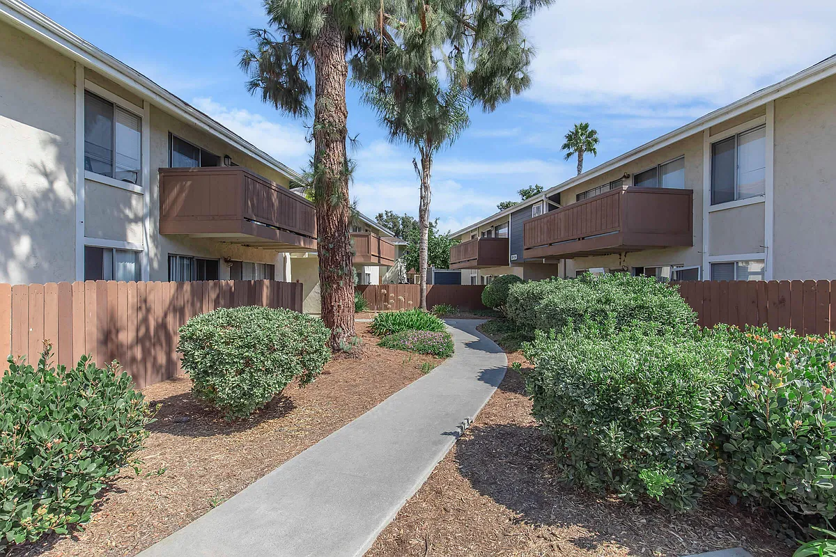 Building Photo - The Dylan Apartments